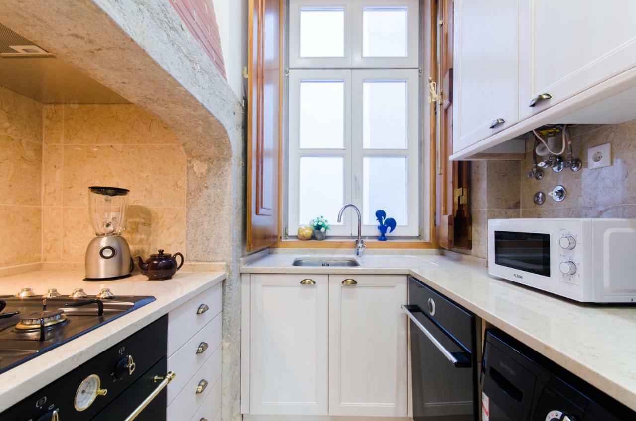 Baixa Downtown Fabulous And Sophisticate With Elevator 18th Century Building Apartment Lissabon